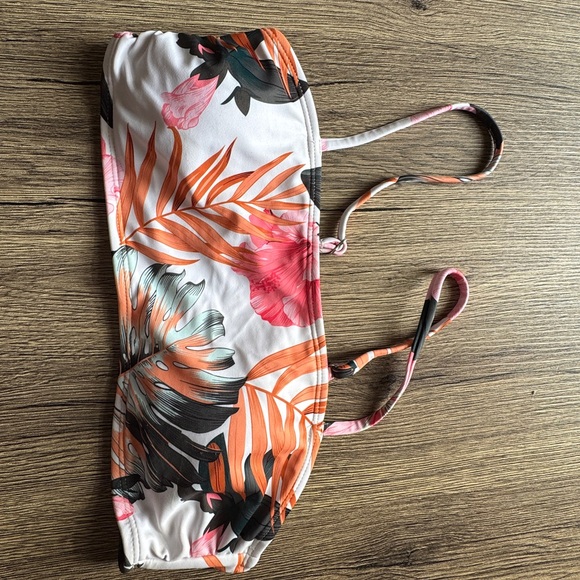 Roxy Other - Roxy Multicolor Floral Bikini Top